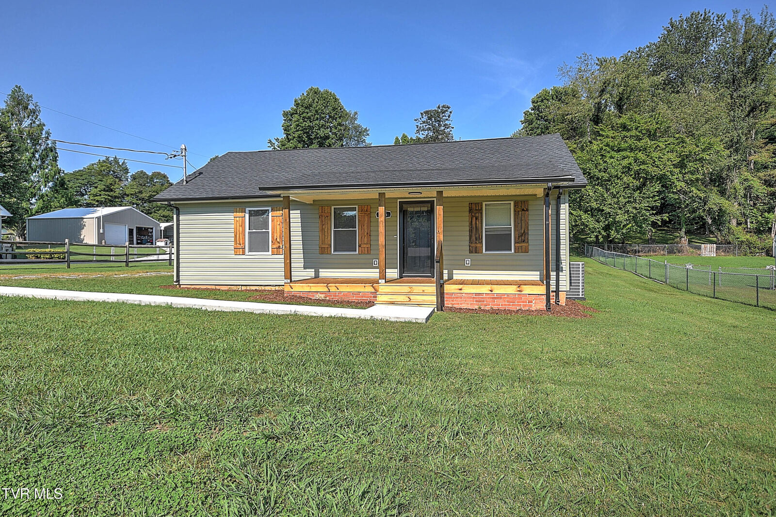 Property Photo:  145 Buttermilk Road  TN 37615 