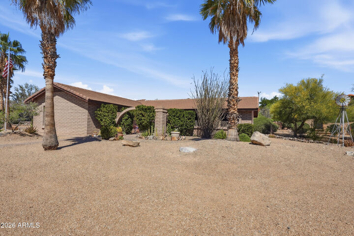 Property Photo:  15830 E Ruskin Lane  AZ 85268 