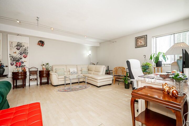 Property Photo: 5150 Hastings Street BC V5B 1P6
