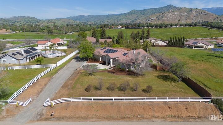 Property Photo:  32250 Appaloosa Drive  CA 93265 