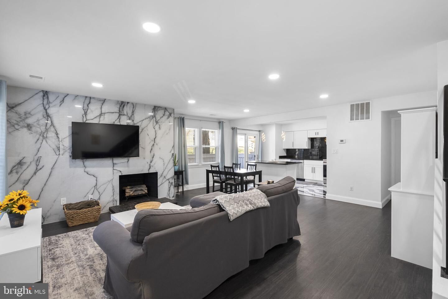 Property Photo: 11317 Hawks Ridge Terrace 91 MD 20876