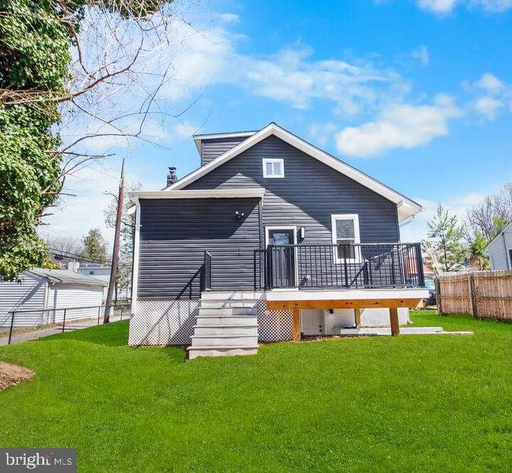 Property Photo:  713 Croissant Place SE  DC 20019 