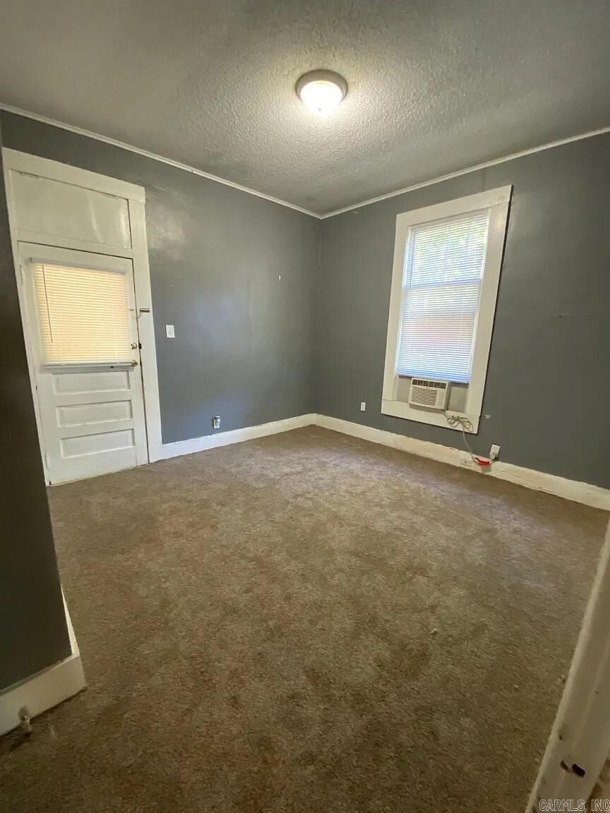 Property Photo:  1936-1940 College Avenue  AR 72034 