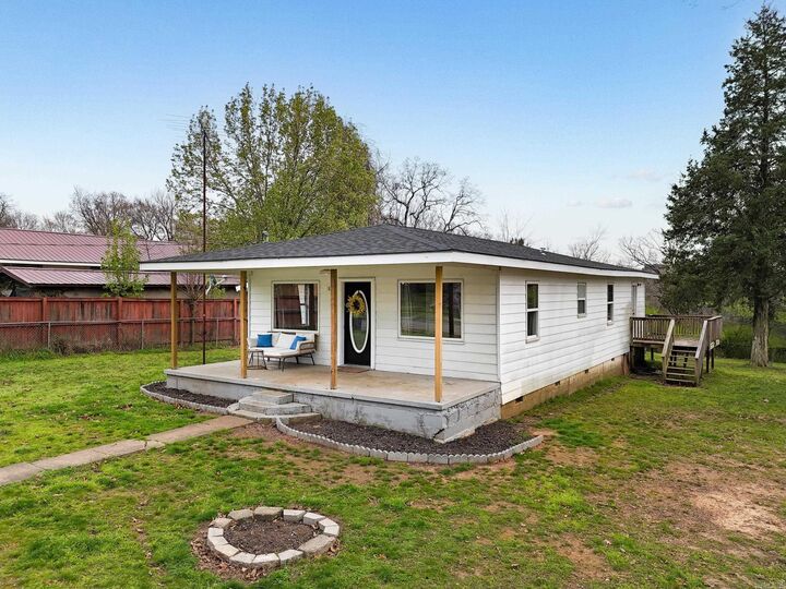 Property Photo:  1813 Ford Dr.  AR 72830 