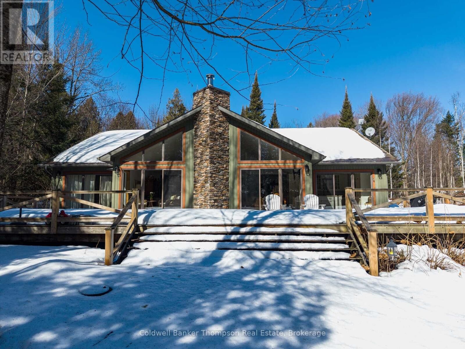 Property Photo: 369 Pinegrove Road ON P0A 1J0