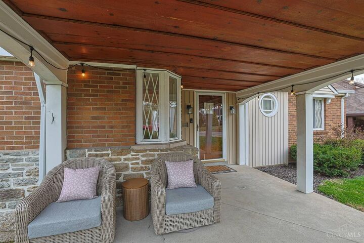 Property Photo: 3088 Belden Circle OH 45211