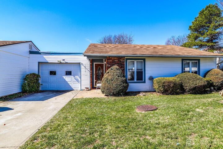 Property Photo:  101-C Dogwood Plaza  NJ 08831 