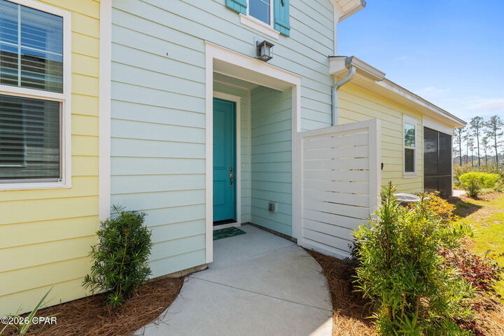 Property Photo: 8405 Dockside Place FL 32413