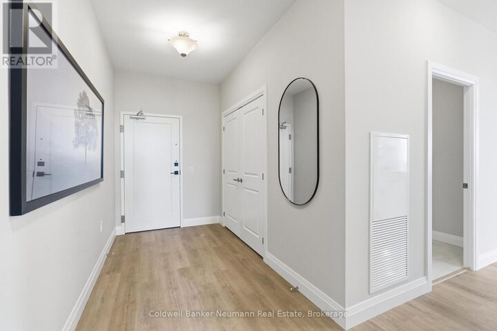 Property Photo:  1882 Gordon Street 813  ON N1L 0P6 