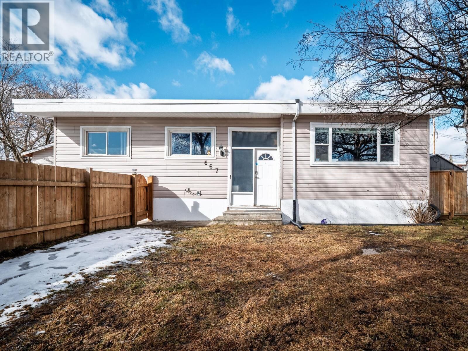 Property Photo:  667 Ewert Street  BC V2M 2N8 