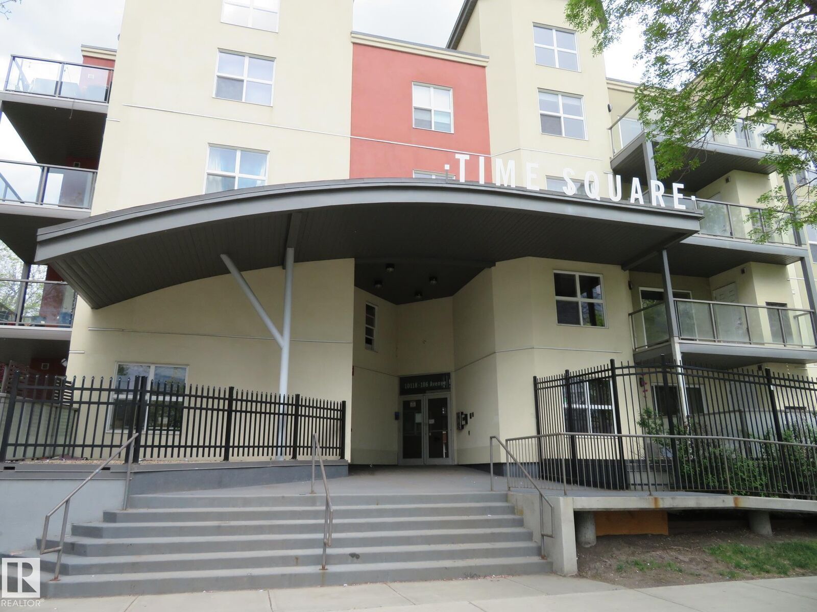 Property Photo: 10118 106 Avenue NW 107 AB T5H 0B8