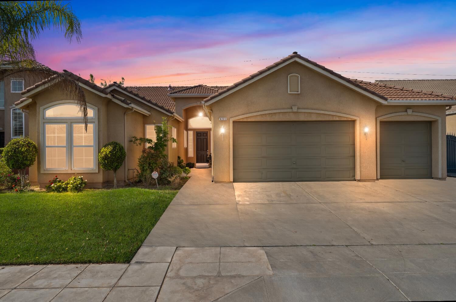 Property Photo:  6265 W Menlo Avenue  CA 93722 