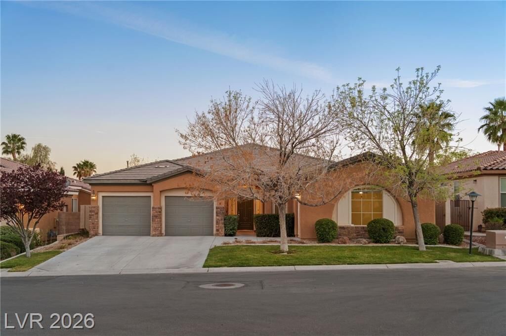 Property Photo: 8135 Merlewood Avenue NV 89117