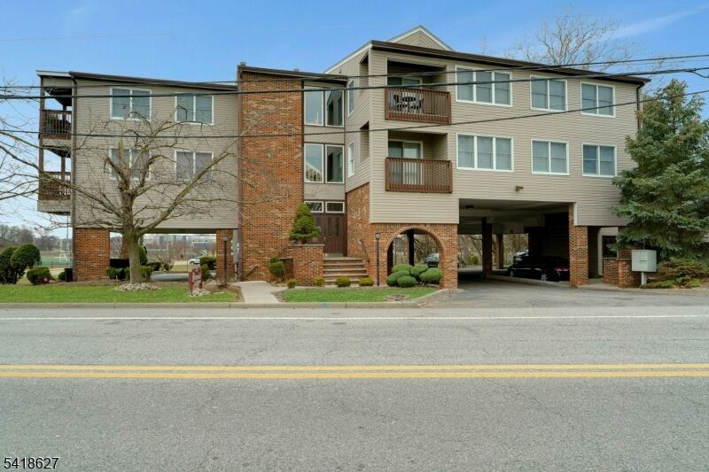 Property Photo:  779 Riverside Ave 104  NJ 07071 