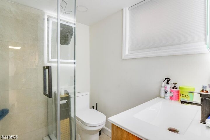 Property Photo:  264 Union St  NJ 07644 