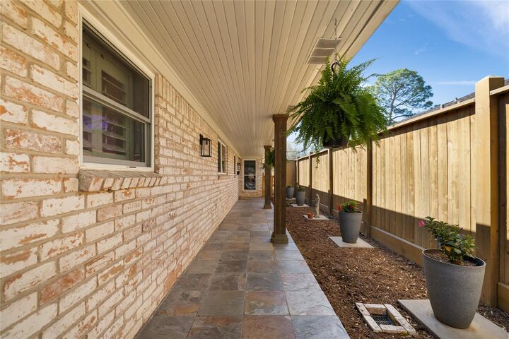 Property Photo: 7619 Westwind Lane TX 77071