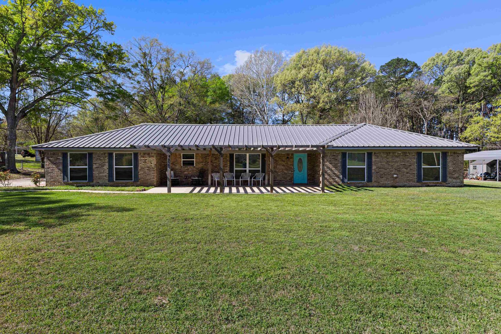 Property Photo:  203 Terese Dr  TX 75605 
