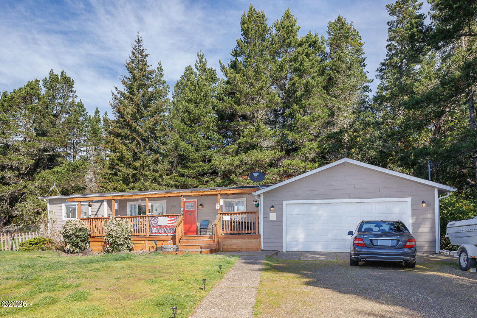 Property Photo: 5143 Heceta Beach Road OR 97439