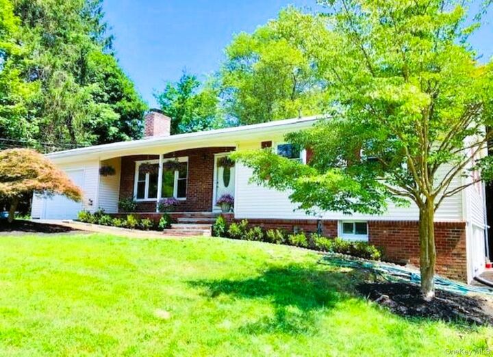 Property Photo: 39 Benjamin Road NY 10541