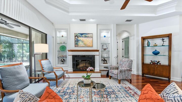 Property Photo: 2625 Colony Terrace FL 34239