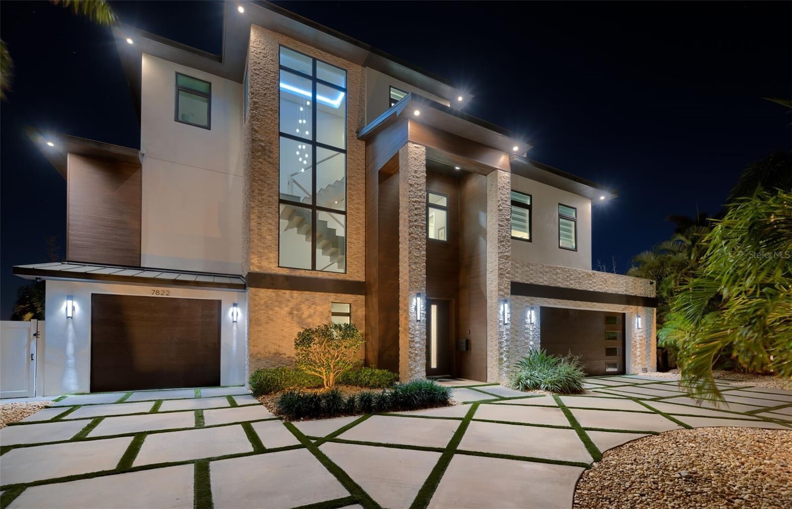 Property Photo:  7822 Causeway Boulevard S  FL 33707 