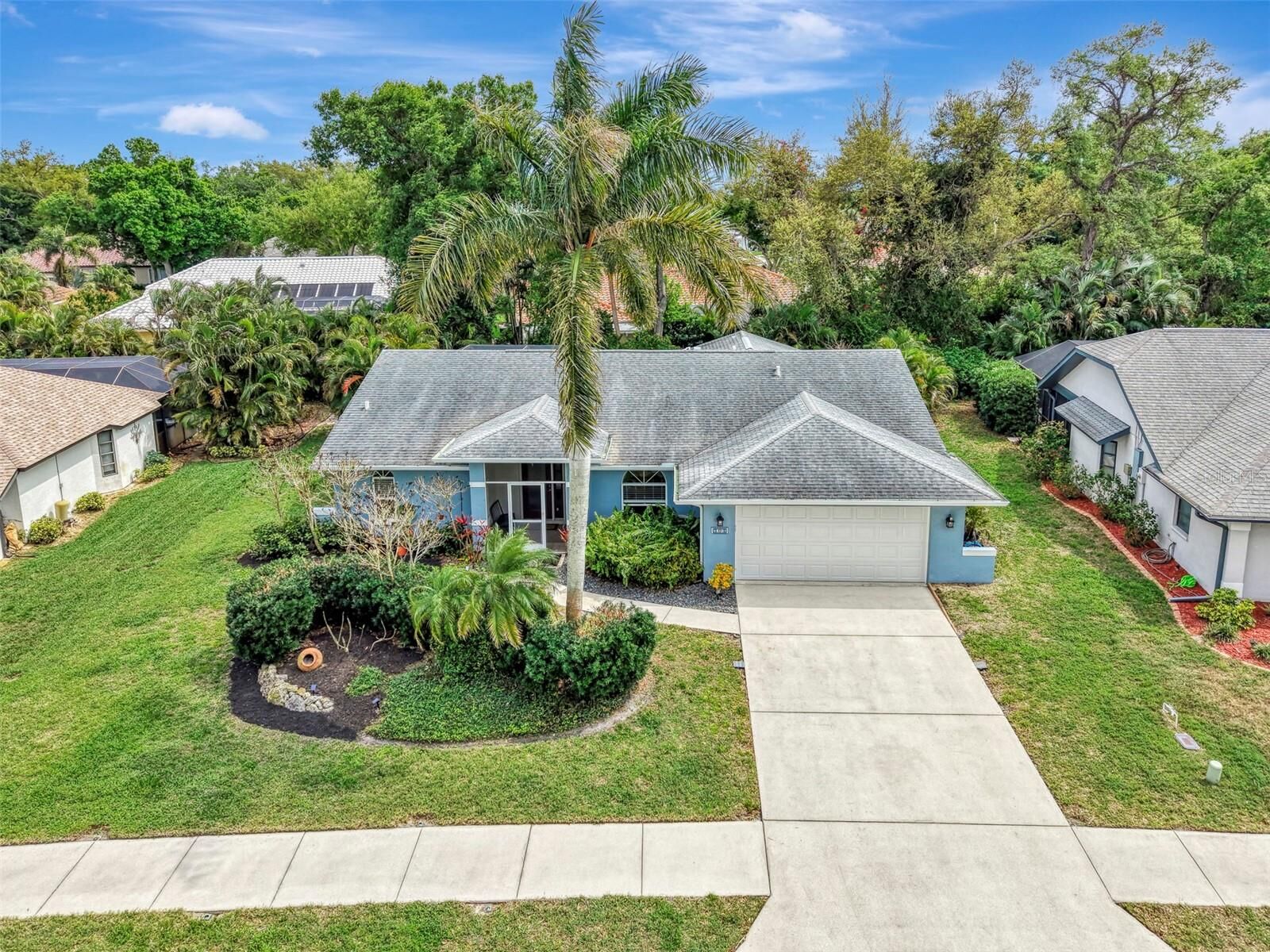 Property Photo:  504 Cedarwood Lane  FL 34293 