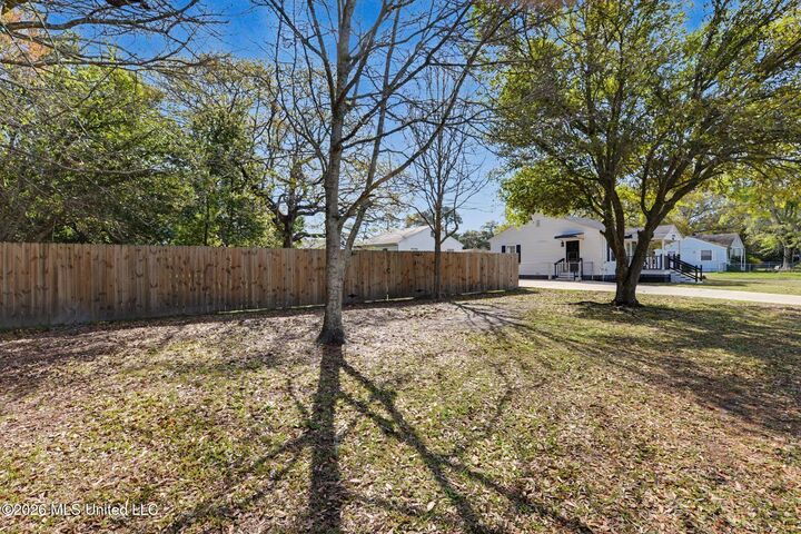 Property Photo:  1802 14th Street  MS 39567 