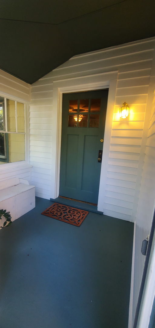 Property Photo:  1806 Colfax Street E  IL 60201 