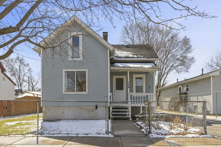 Property Photo:  704 Francis Street  IL 60432 