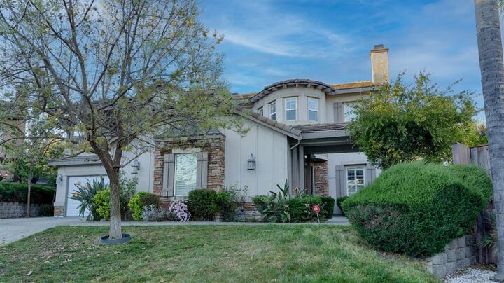 Property Photo:  124 Paizano Court  CA 95661 