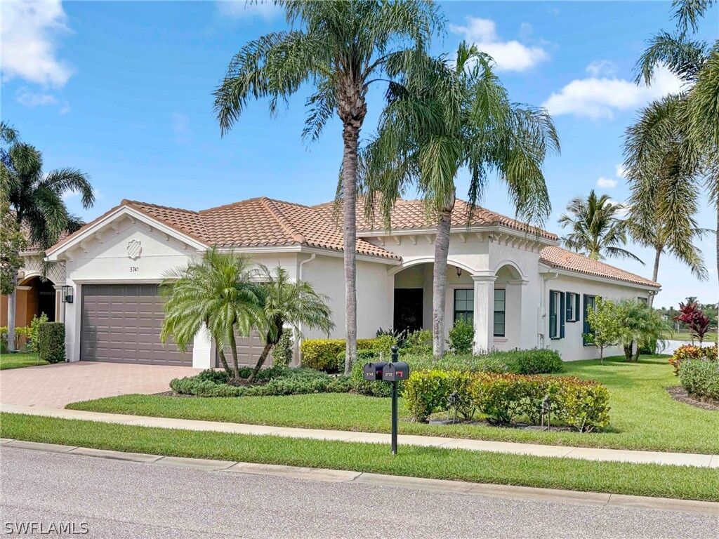 Property Photo:  3741 Pleasant Springs Drive  FL 34119 