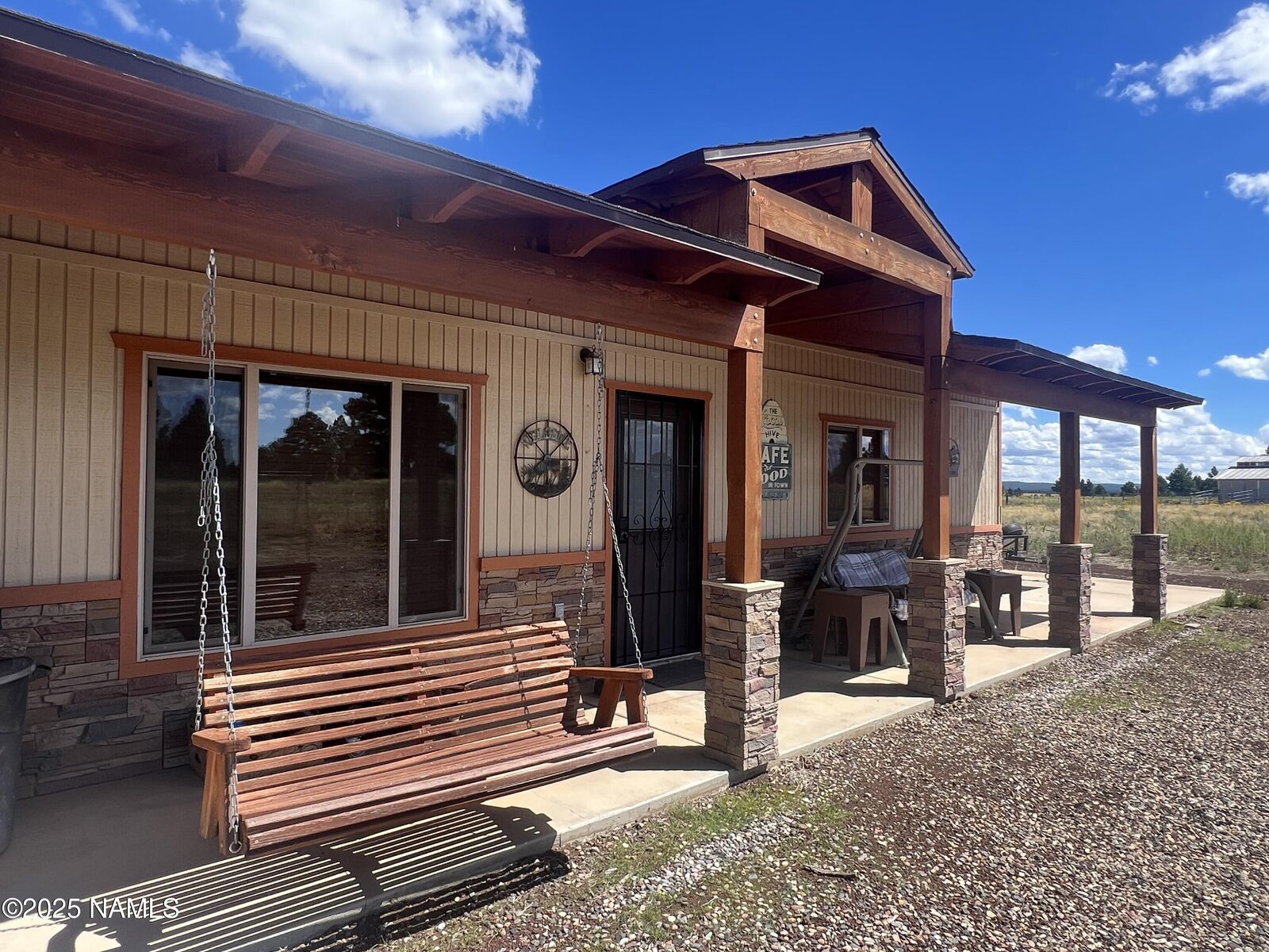 Property Photo:  665 S Dust Devil Drive  AZ 86018 