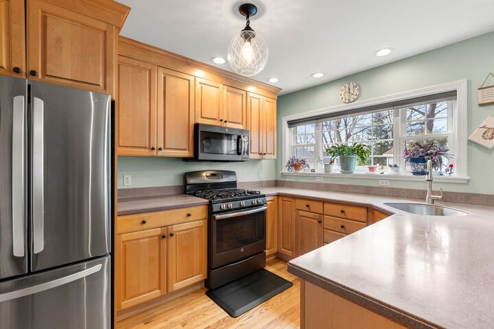 Property Photo:  23 Eastman Street  NH 03060 