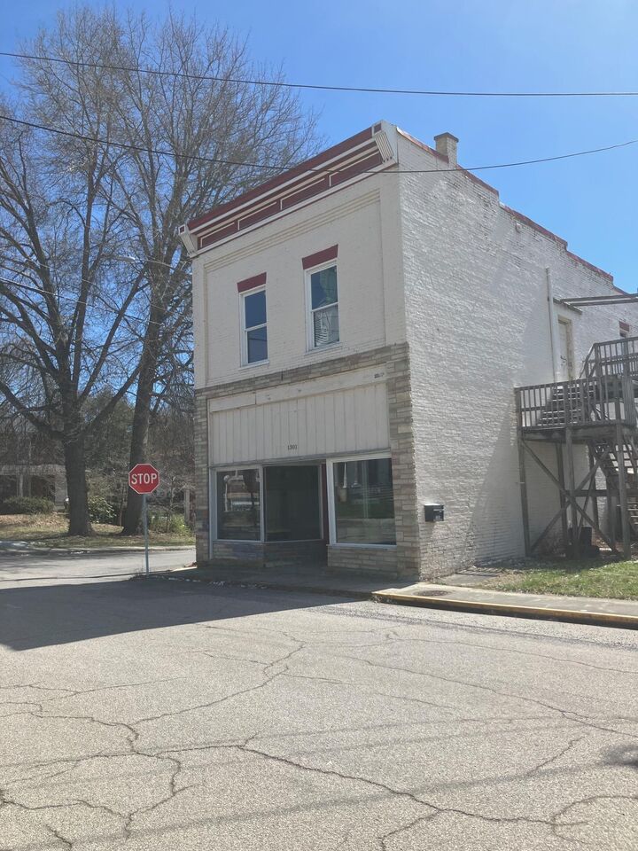 Property Photo:  1301 Downey Street  VA 24141 