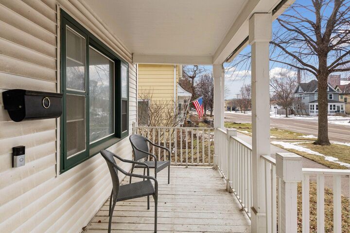 Property Photo: 659 Jefferson Avenue MN 55102