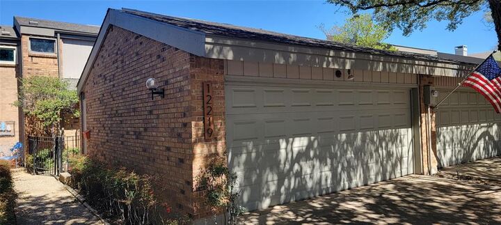 Photo de la propriété: 12219 Montego Plaza TX 75230