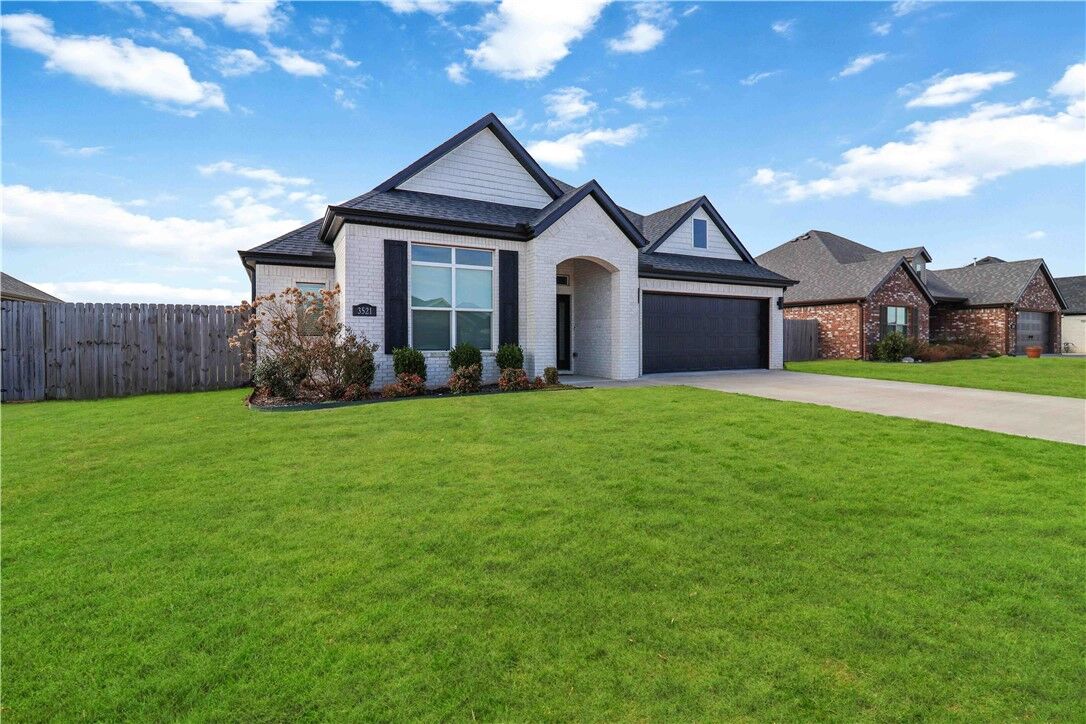 Property Photo:  3521 E Avon Avenue  AR 72764 