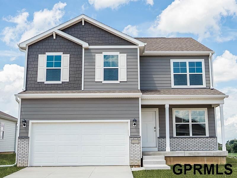 Property Photo:  16506 Clay Street  NE 68007 