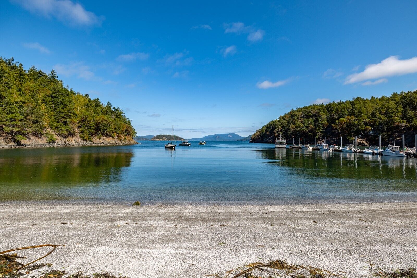 Property Photo: 68 Sylvan Cove West WA 98221