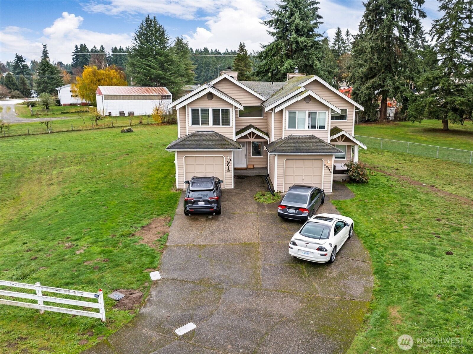 Property Photo:  9615  52nd Avenue Ct E 5 & 6  WA 98373 