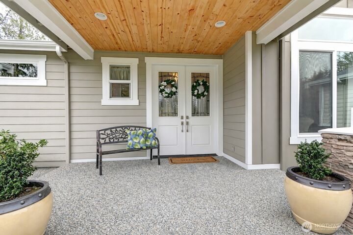 Property Photo:  21716  160th Avenue SE  WA 98272 