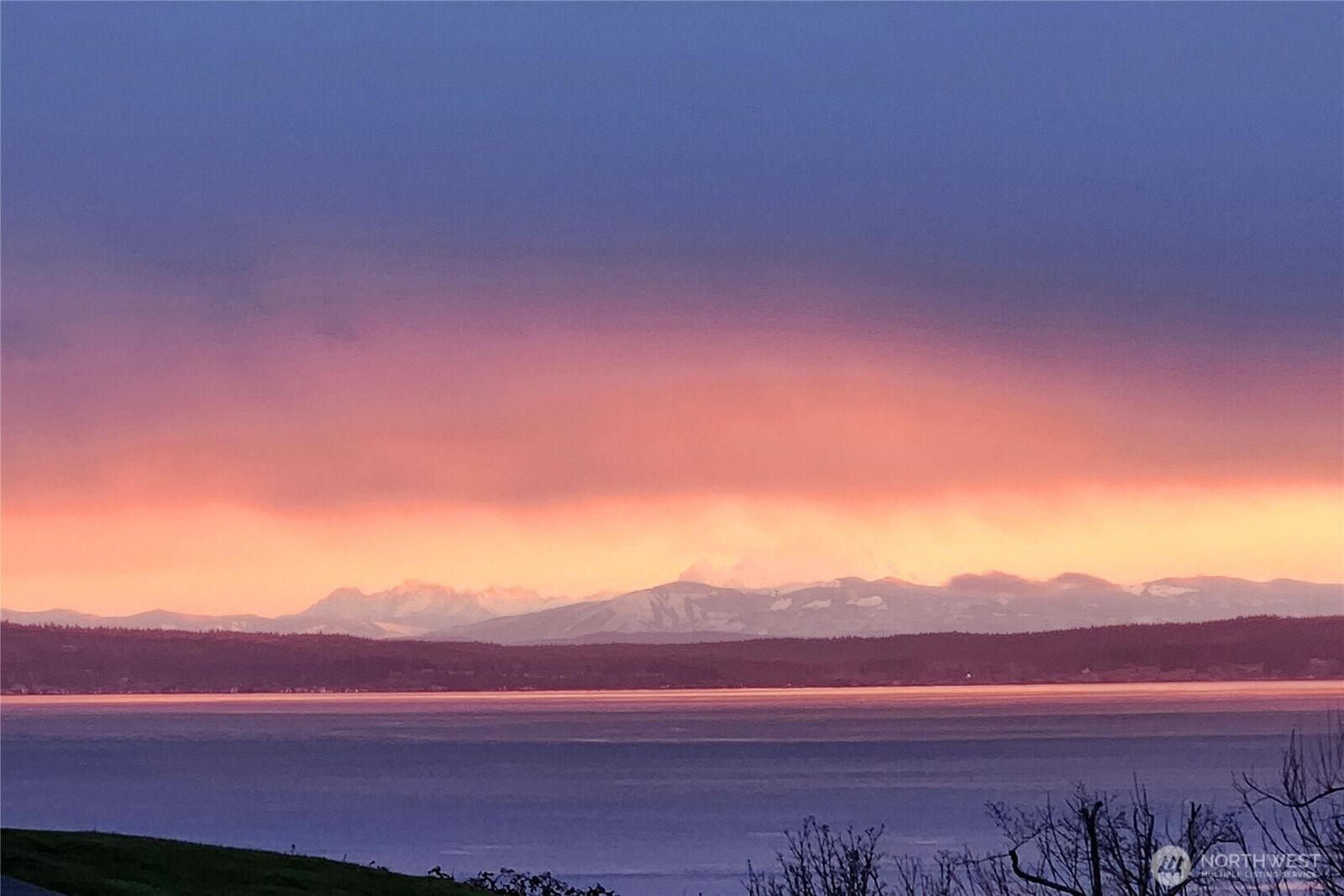 Property Photo:  7618 NE Zachariasen Court  WA 98340 