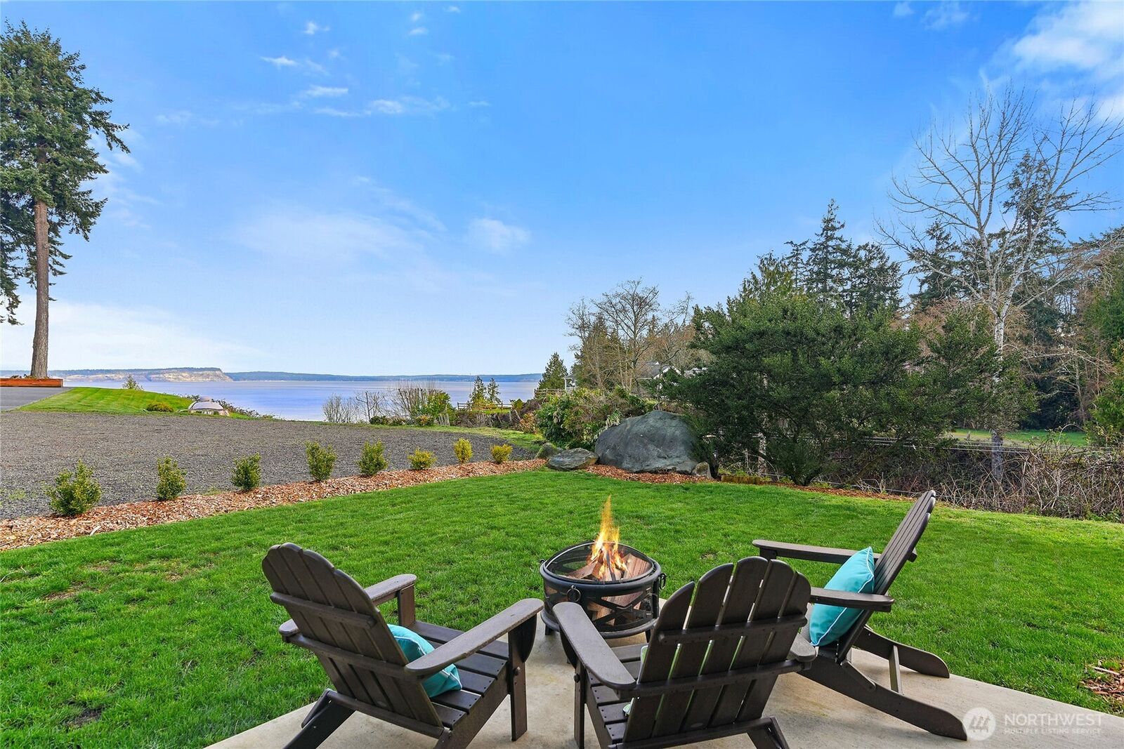 Property Photo: 7618 NE Zachariasen Court WA 98340