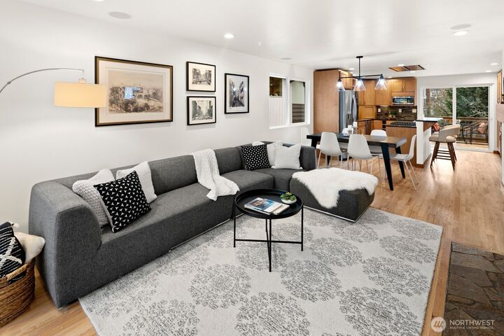 Property Photo: 7038 Cleopatra Place NW WA 98117