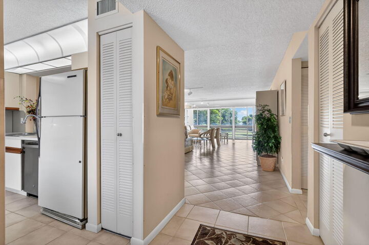 Property Photo:  5561 Fairway Park Drive 203  FL 33437 