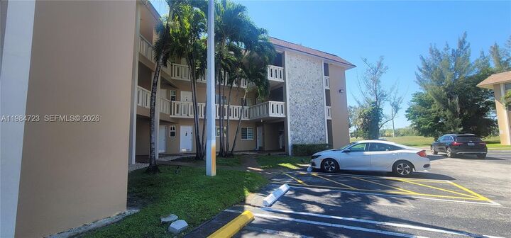 Property Photo:  7430 Miami Lakes Dr E105  FL 33014 