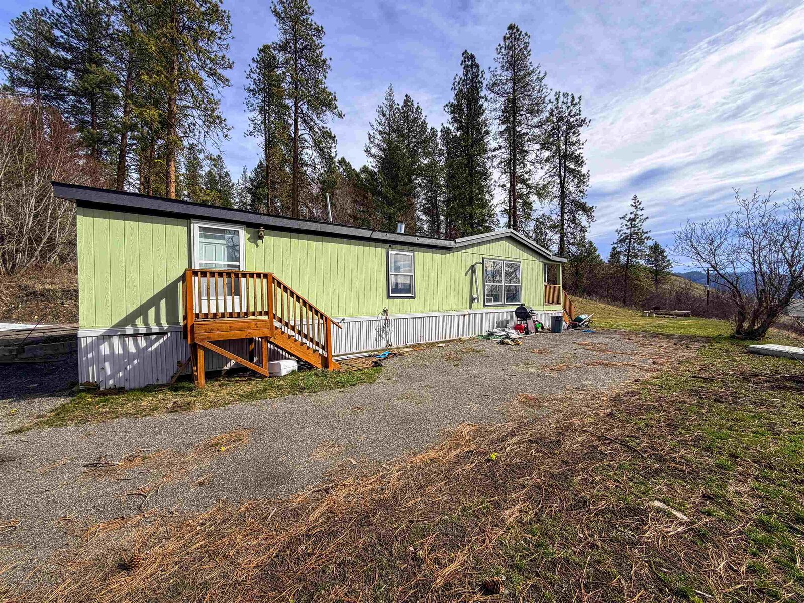 Property Photo:  2897 McNitt Rd  WA 99141 