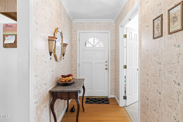 Property Photo:  17 Renwick Court  NC 27615 