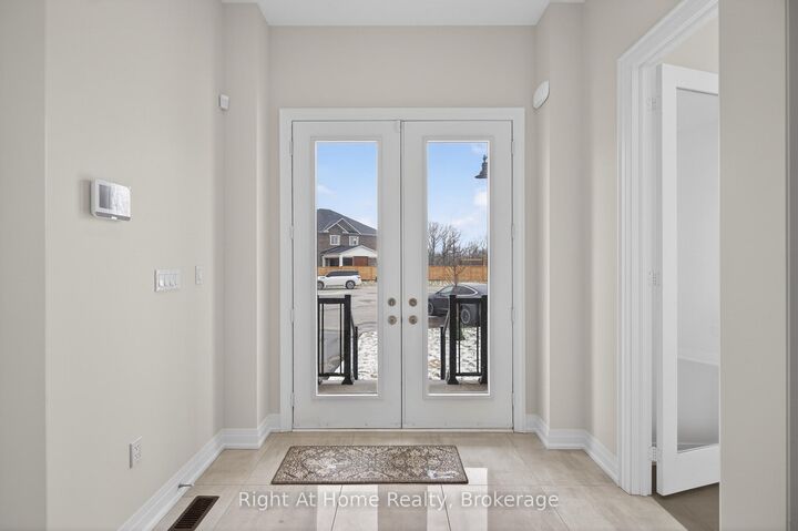 Property Photo:  94 Smokey Hollow Place  ON L0R 2H1 
