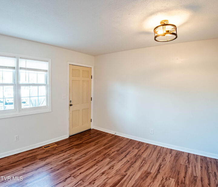 Property Photo:  802 Locust Street 3  TN 37857 